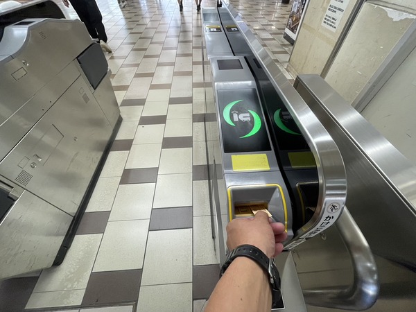 00B68FFE-80C0-4AE9-945E-9F7D804B529E