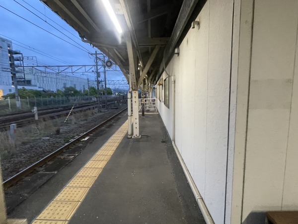 FF9E8D6E-0DD3-484A-8937-BB5D800BCDF2