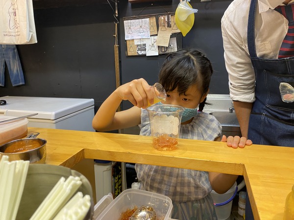 シロップをいれて