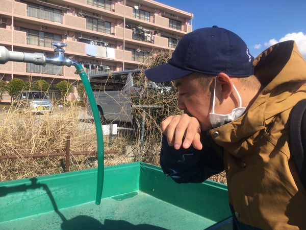 649C80B7-2AB7-4AE5-8FEE-4DA8DF31BAB2