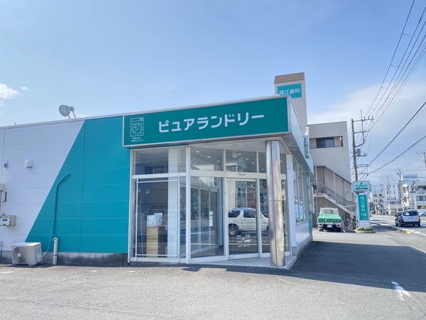 9AACD0D5-EBC5-4EA1-A9B0-887D7F0D2D12_1_201_a