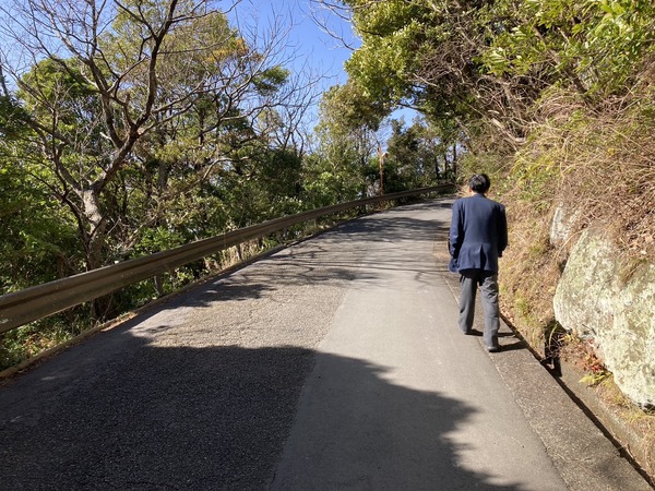 DA2C3E4C-B503-498C-B35A-A0BF2E7698F2