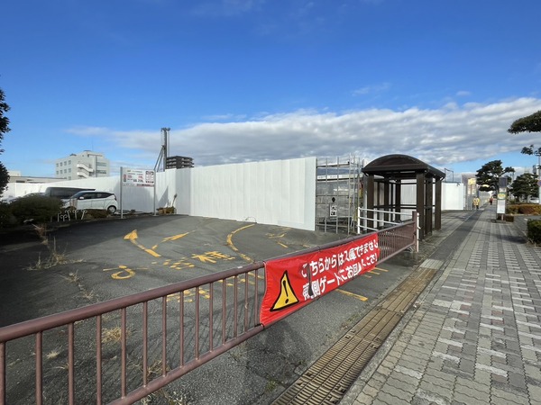 ECBBE90D-7A75-46F9-B799-3EC3BCB6FC56