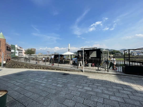 1F979DB4-6D00-48BB-80DF-D83D76DF59F2