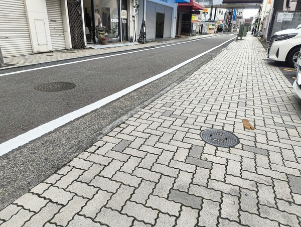 さんさん通りで見つけた落とし物。忍者がいたのかな。