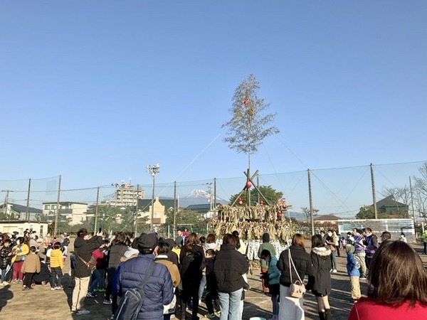 E42C73A4-00F9-4E38-9B3D-FE1D18BF7896