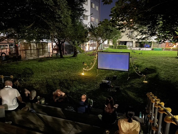 1DDCECFD-BC56-4EE8-B8CF-EB9FE991CA34