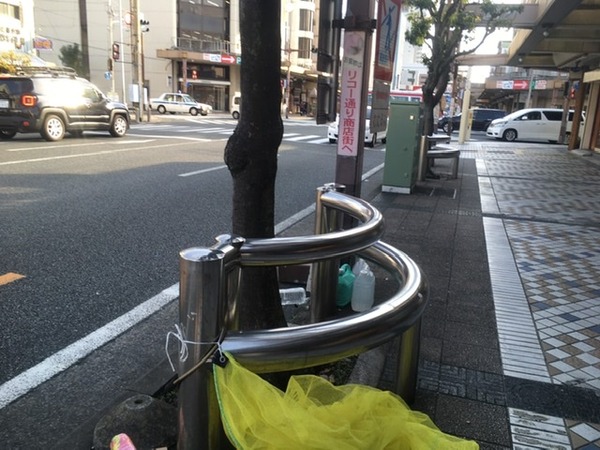 EFD5E040-D3A2-4BCA-83C9-3FF50CC2EEE9