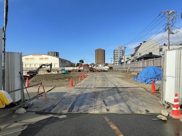 A1A3D165-9F41-4229-B37C-7AE5E6F1A82B