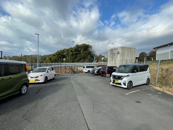 D916F290-D658-41BA-8CD3-D31813B21046