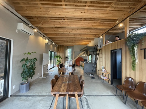 C2636725-CCF9-4320-822C-56457DC056B1