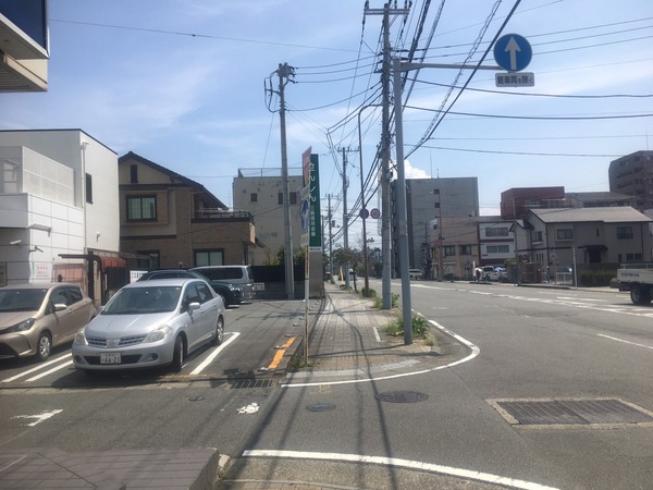 FDF4C6CA-833B-4B71-B83B-987C229C6964