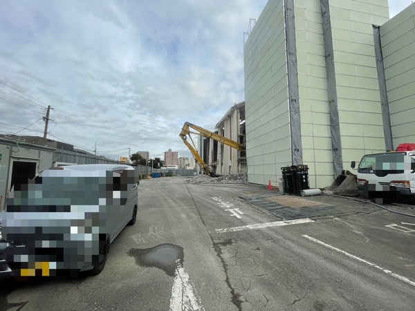 B69D1CDA-AFC4-4CD4-9223-D8D6F1D3BC34