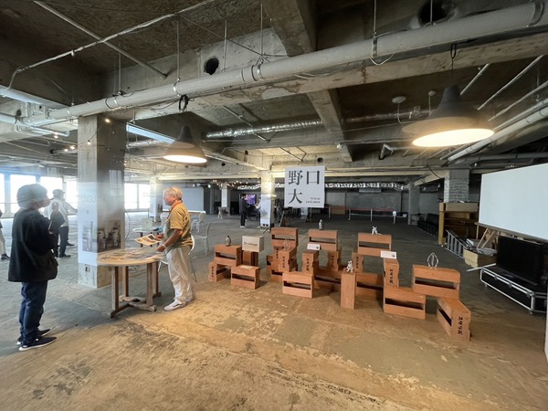 380CF08C-0386-425A-815D-99282B8D32A0