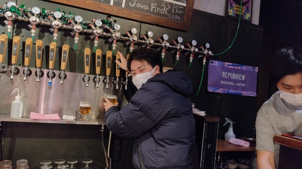 9DF1EBB8-85E1-4A2B-9328-81C781D3DF5B