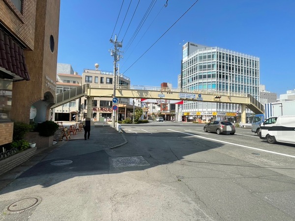 61E802A0-4745-4B98-860D-C392E9A38A9A