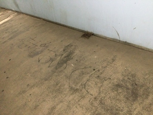 EBC160C4-313F-4144-AA43-18B9D708440E