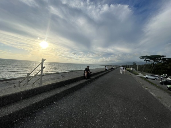 589E03B4-71B8-4795-A0FB-CD54D1C04AB5