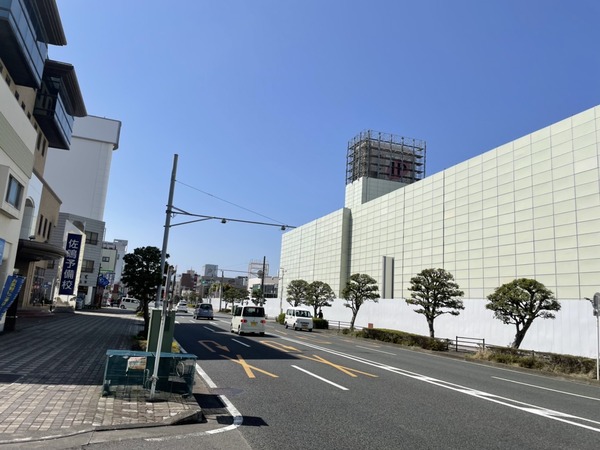 8F4299E6-7A81-4643-AD95-9032C47736B1