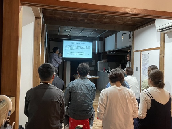 D52679E2-20C1-4ACD-9635-3B0CF1DF0FBC