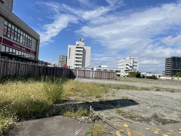 BCDF6C94-CD18-41F0-A391-C0E52E4CCAE2