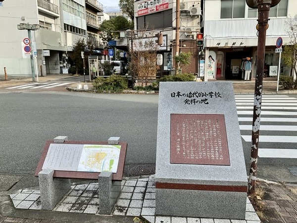 2C03A4AF-78AE-41E7-8CBA-1A3433B1EE60