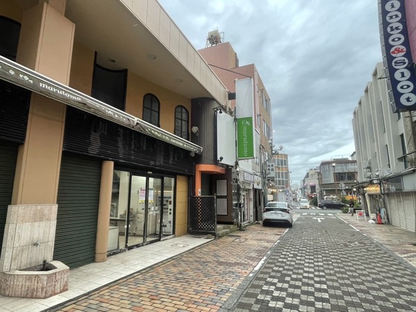 CB8D0CA4-D340-4335-AD53-775A6CFE4A71