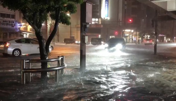 9AC186A9-5B11-405E-8BA3-C33BA5770595