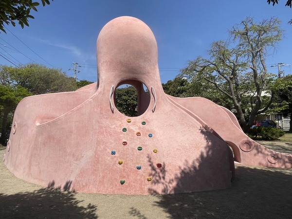 07834247-4603-4F42-B7A7-6F17A33F8DDA