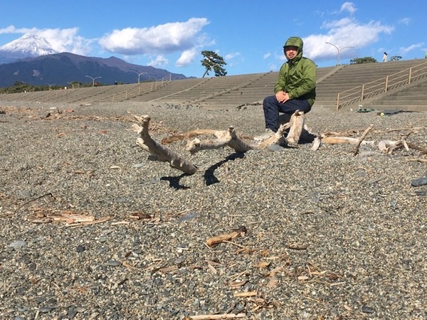 D2AB6DC2-7E13-4E4C-BA79-A9121C517F8E