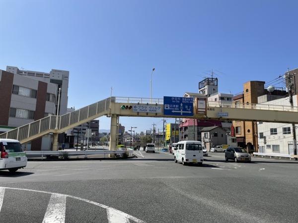 D37EB863-125C-4A42-8532-4A1E9CEE8715