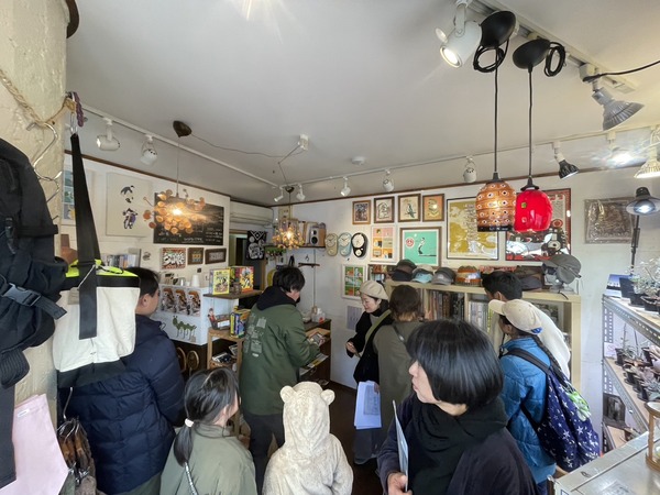 70D9417B-CE5B-4DE0-BC35-077B1F4C3792