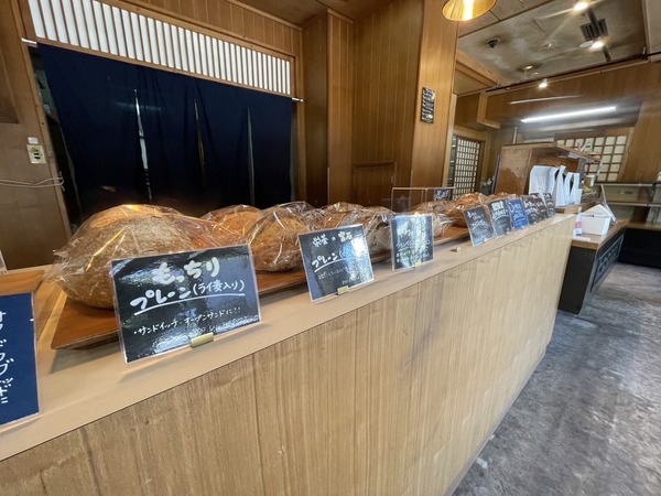 BFC0B18E-A110-4E30-817E-F9CDC0C0136E