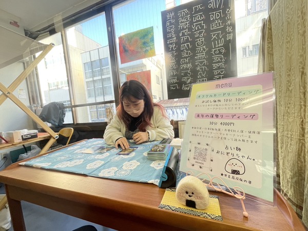 10EABAAF-024D-454B-87B9-9E91F7D89A8D