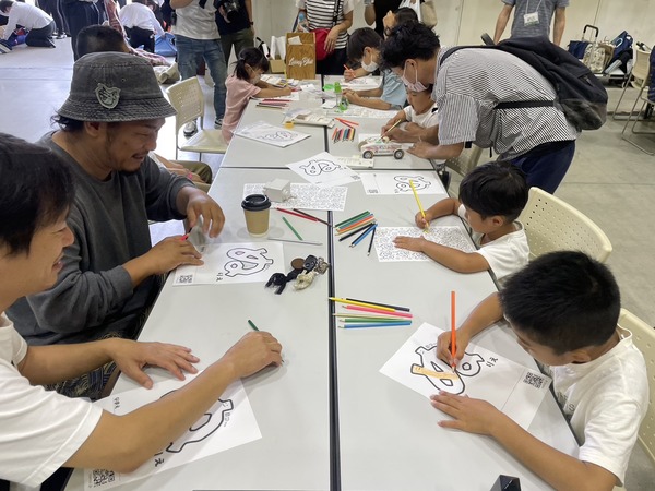 0F2B1D2B-F777-474D-88EB-583F61289E63