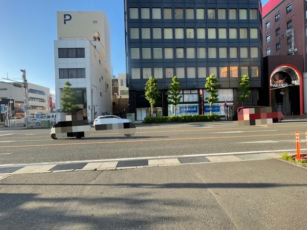 AAA4081B-E4CC-4D28-AF92-476D72D16591