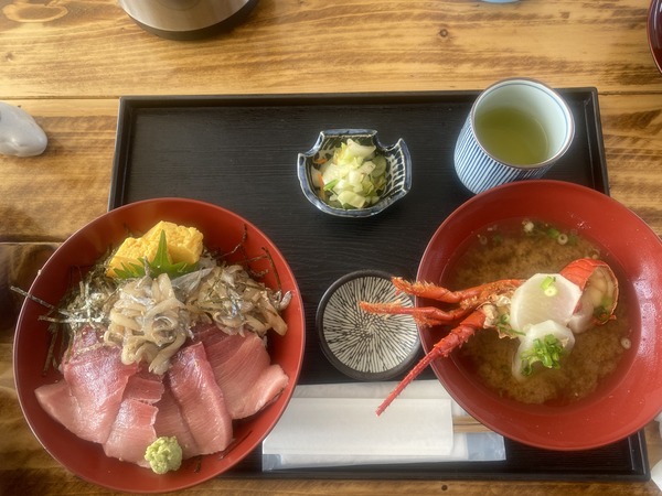 海鮮丼