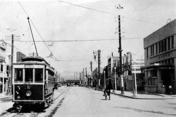 6E0F5A8B-D4B1-488A-BEC0-82F6C8230942