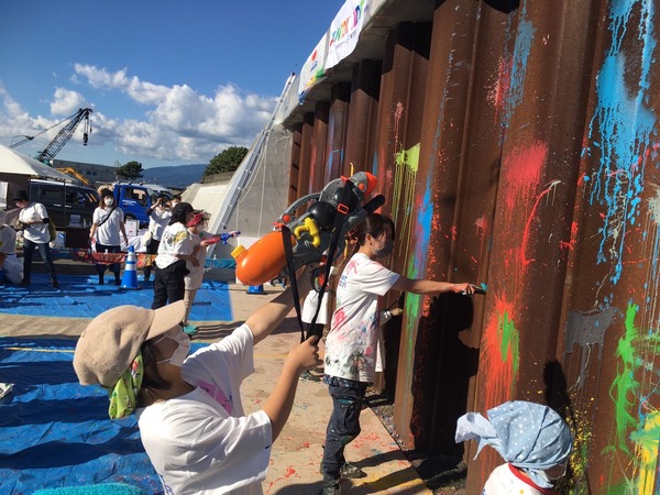 CCB2E4DC-CE79-446B-828E-D64091E1D75A