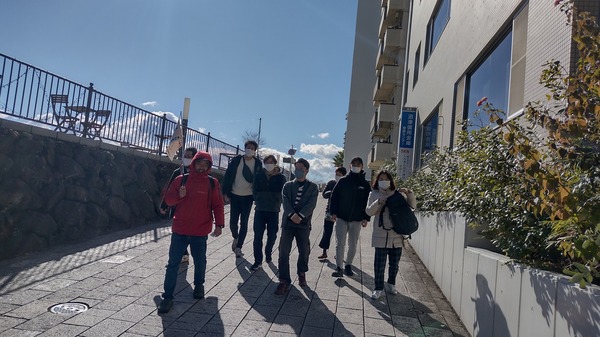 E63AF316-0542-4078-993C-428433217A0D