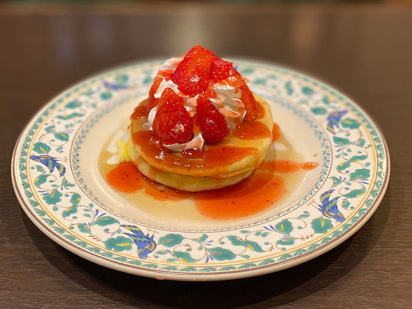 いちごのホットケーキ