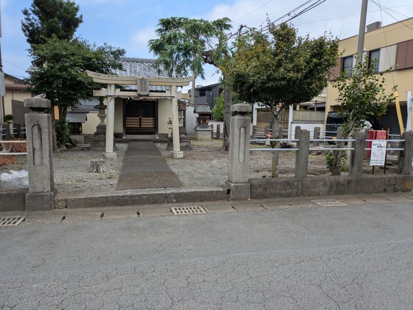 PXL_20250817_021844343