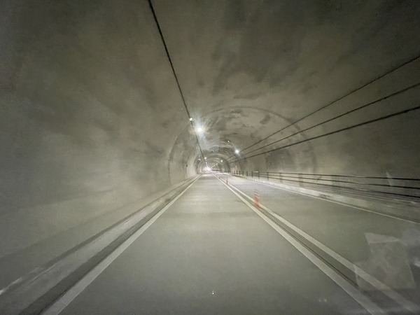 B410F579-2BB2-4432-8861-7B1F543B9AC2