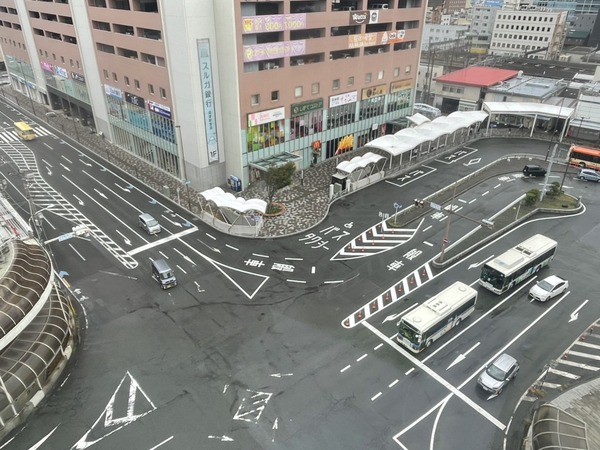 2EDD4BF9-D6D9-4672-9D22-C49842F5F995