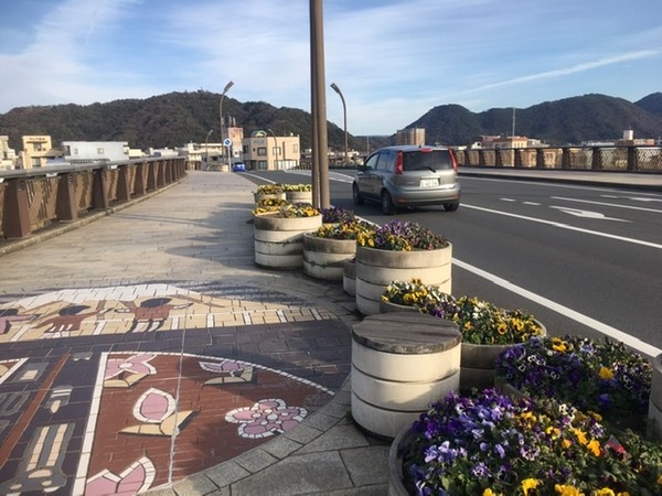 80D946E1-8619-49D0-AB9F-0FDE971048F2