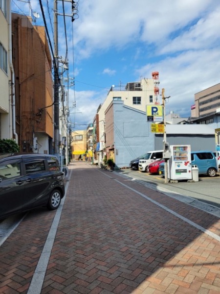 D2E8D3B1-8C9B-470C-862E-26DE22505185