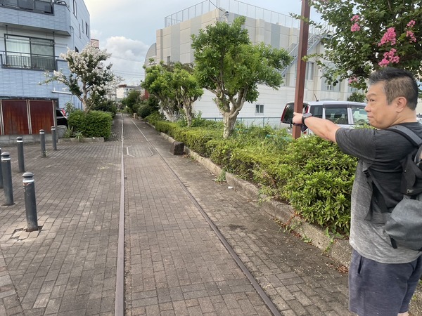 44DF6841-7A7E-43A8-8BAE-2DD6A8D99549