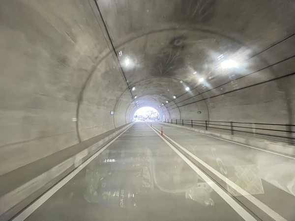 1A41D96A-F71E-4B9D-AA8B-78CC49E3C6A0