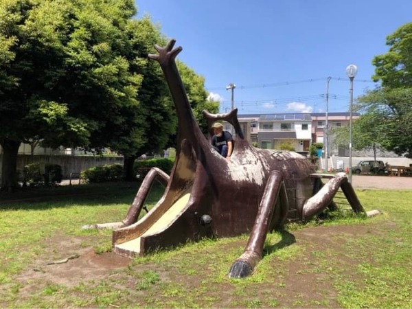 85013FF8-9184-4470-B57A-F34D87B532EF