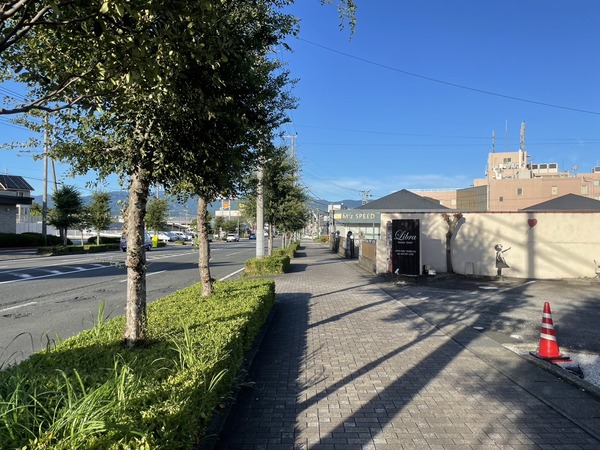 945F8B4E-9378-4992-BC87-B72D286DDCF2